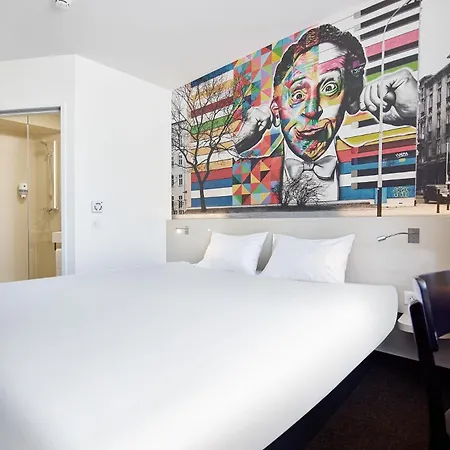 Centrum Hotel 2*