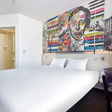 Centrum Hotel 2*