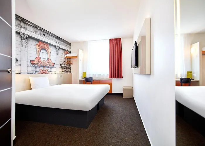 罗兹市中心b&b酒店 2*