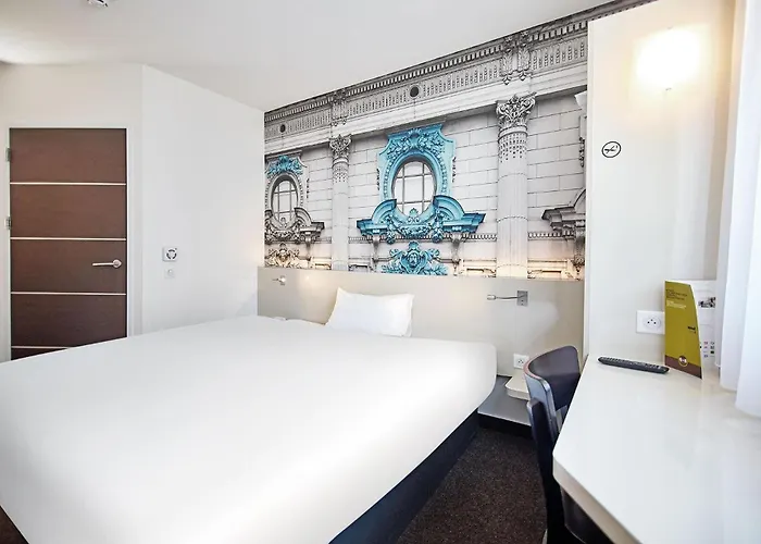 罗兹市中心b&b酒店 2*